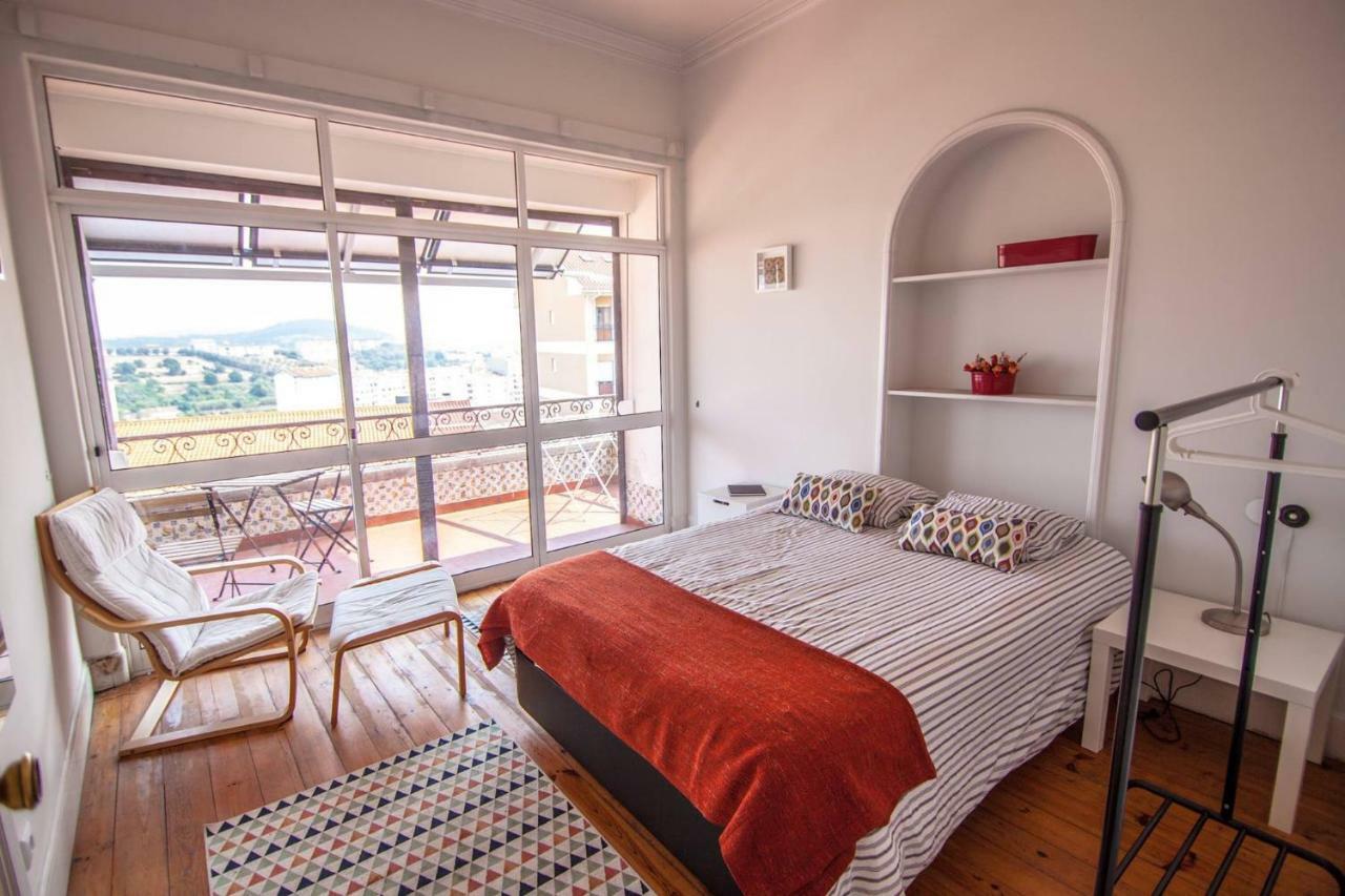 Pensión Erasmus House -